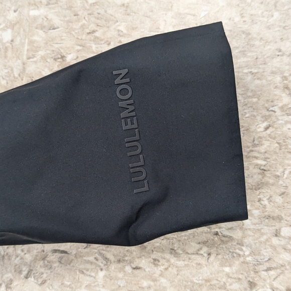 Lululemon Rain rebel insulated jacket - Picture 9 of 13